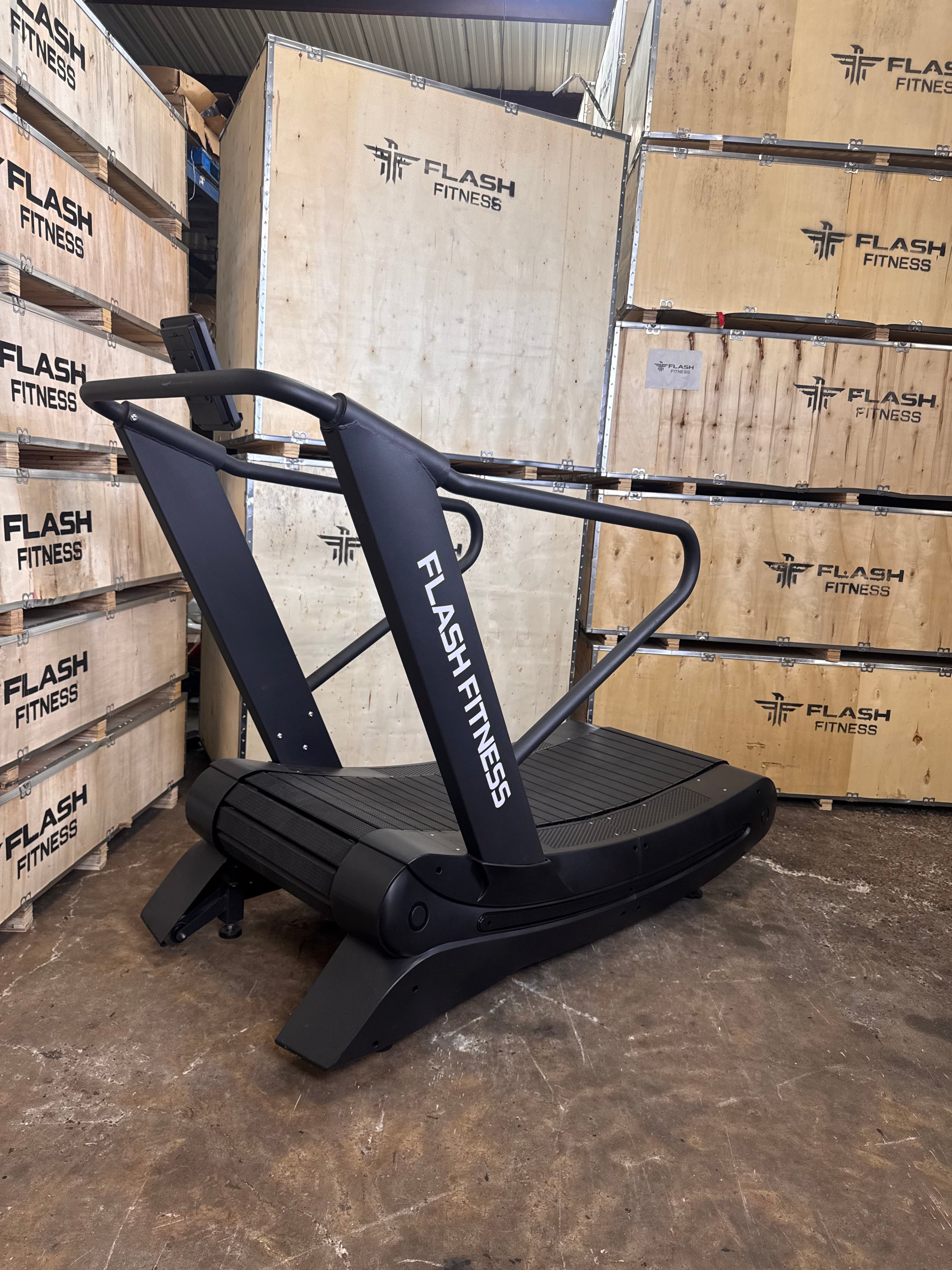 FLASH MANUAL CURVED TREADMILL (Local Only)