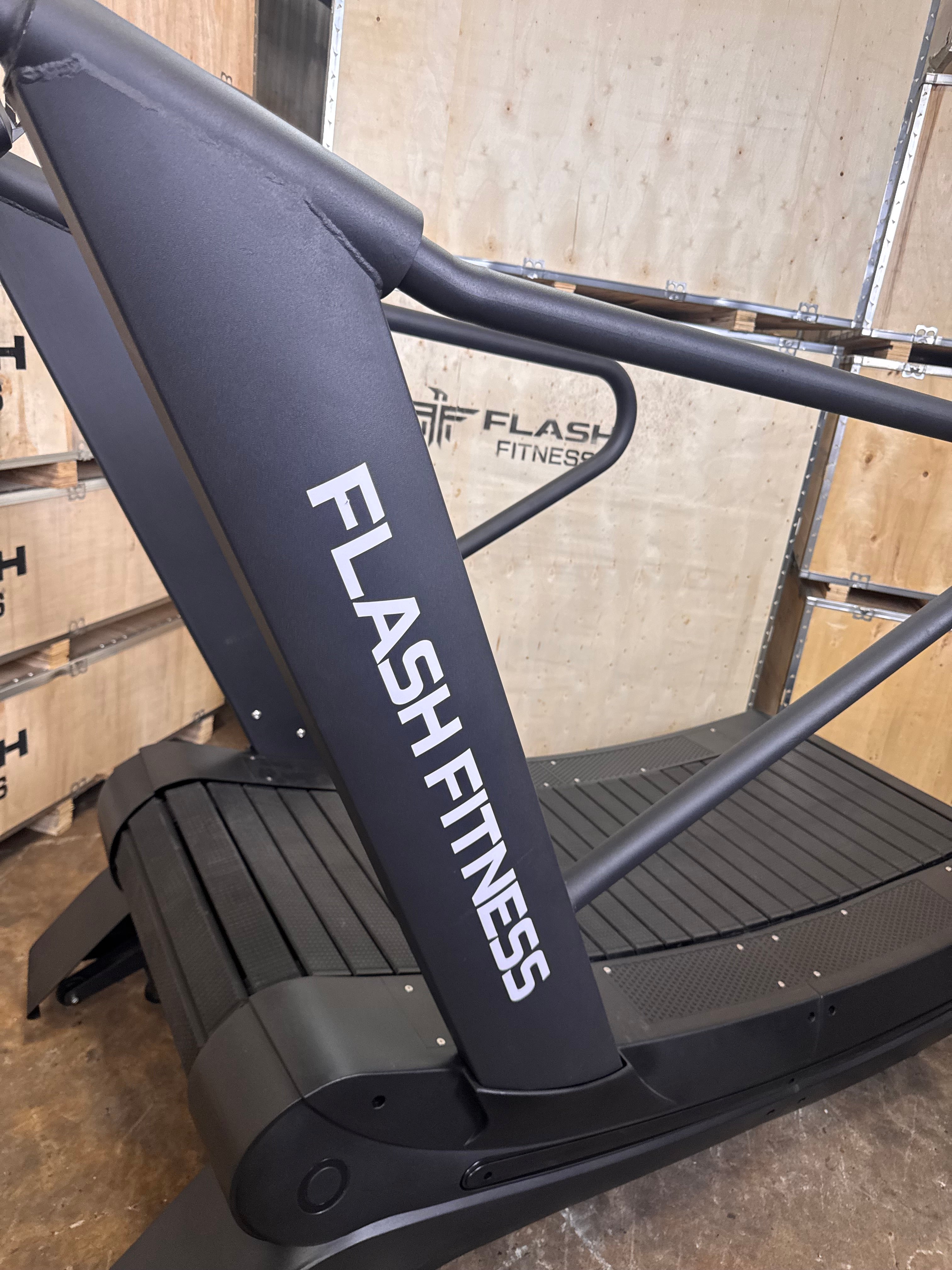 FLASH MANUAL CURVED TREADMILL (Local Only)