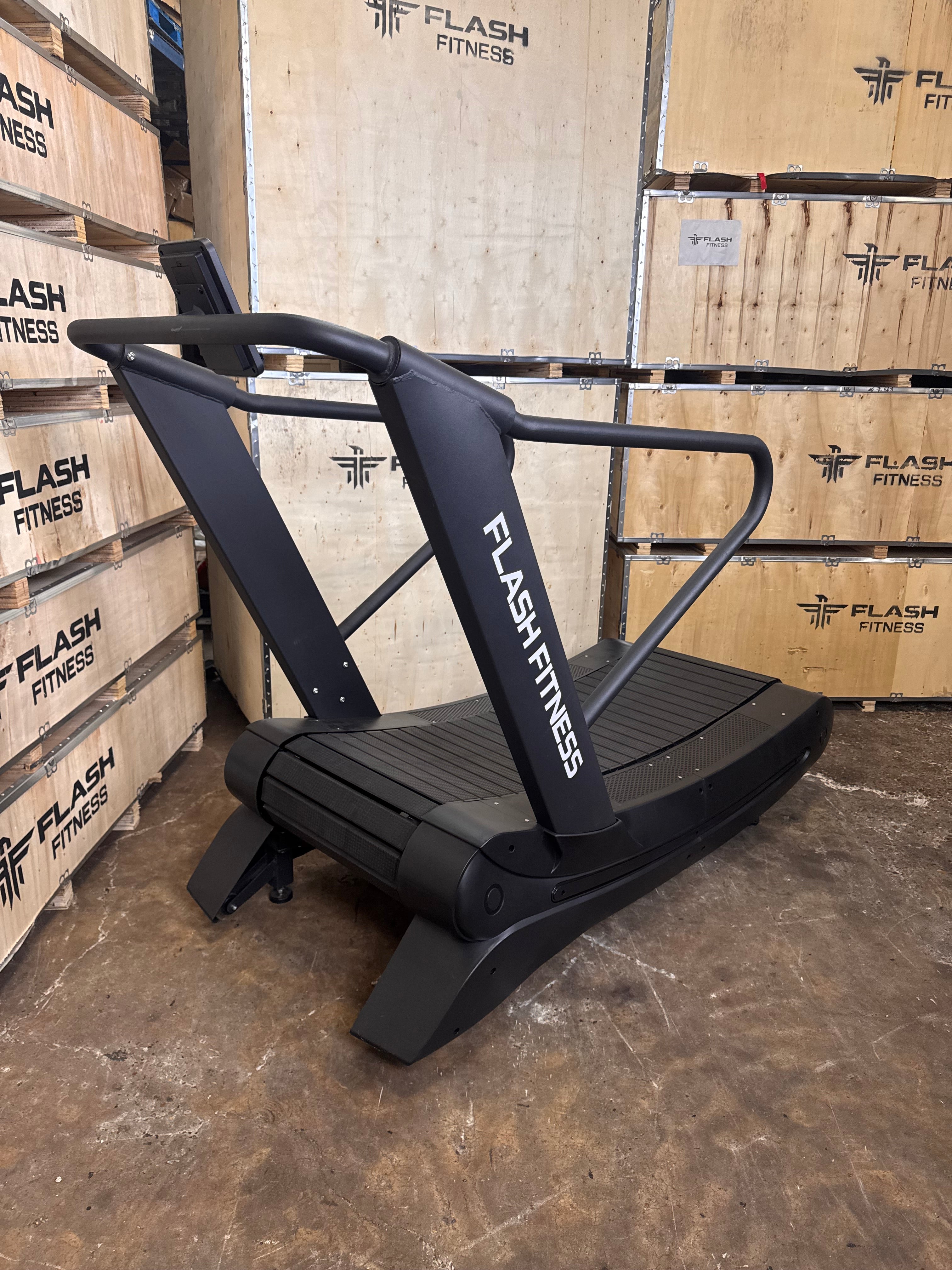 FLASH MANUAL CURVED TREADMILL (Local Only)
